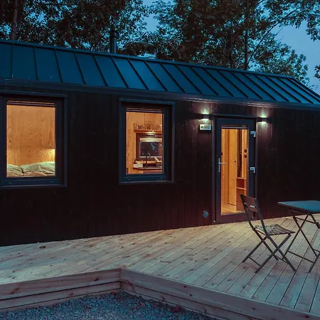 Holiday home Otulilas - Tiny House Komarno